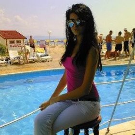 2angela_c2123